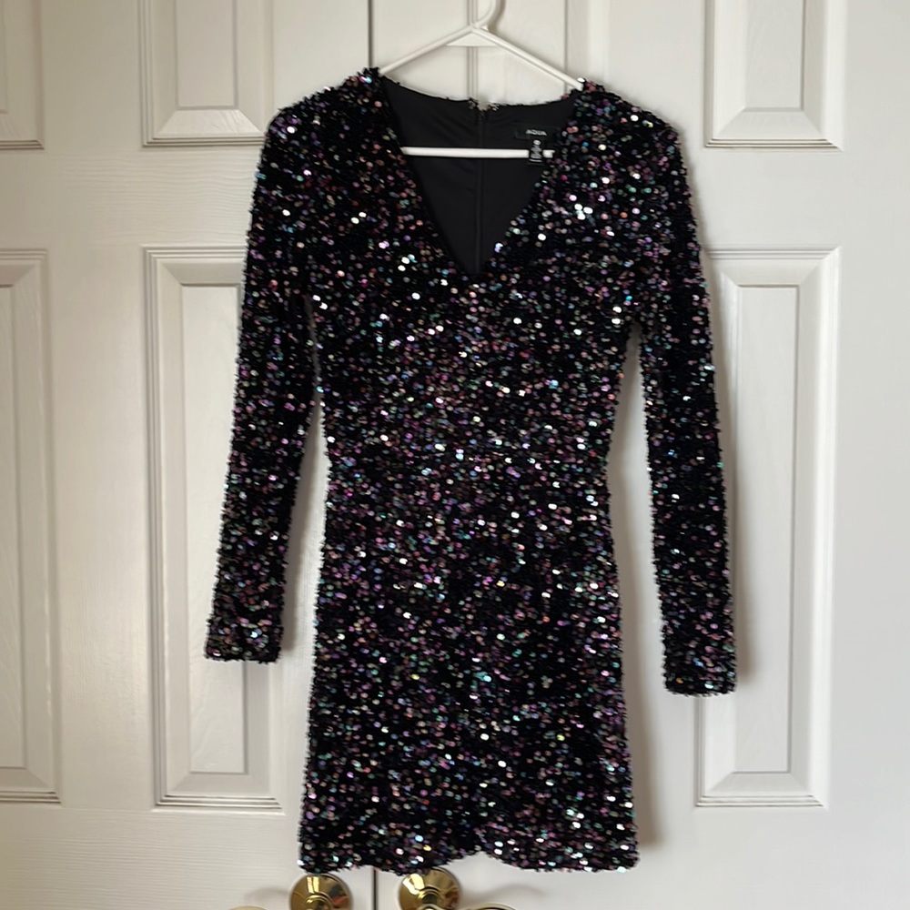 Velvet sequined mini bodycon dress